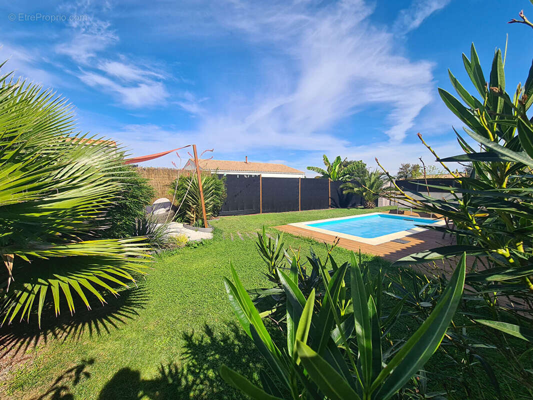 Maison à SAINT-AGNANT