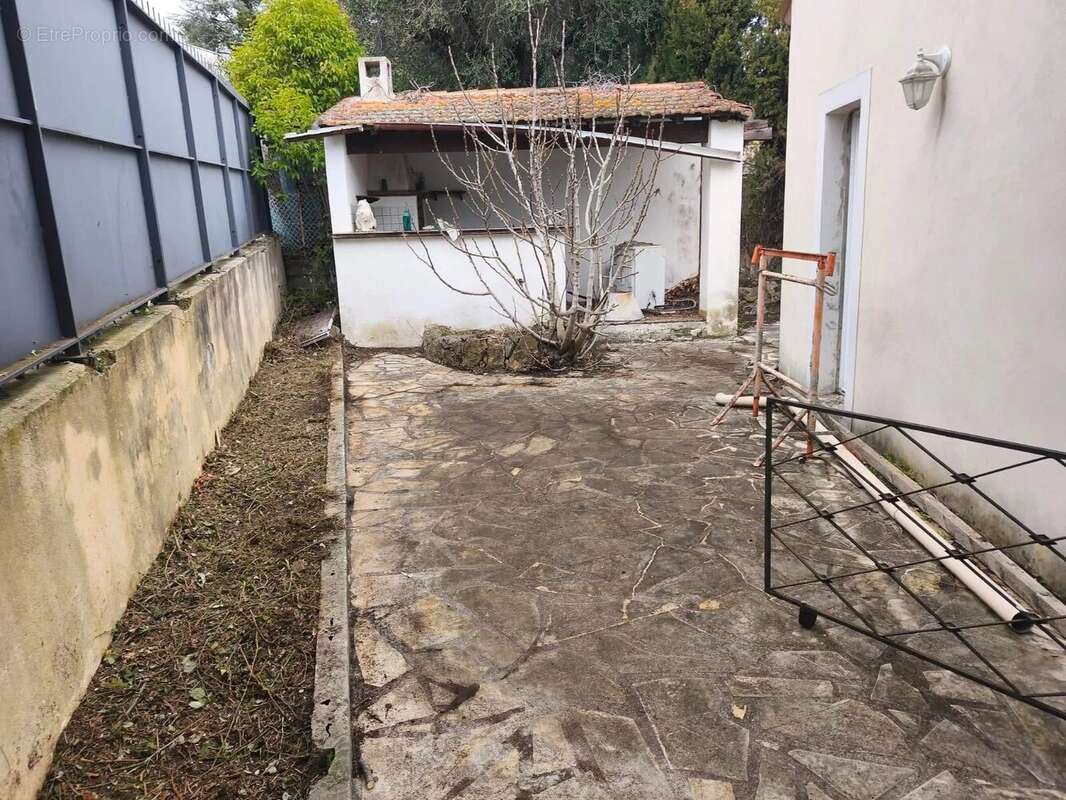 Maison à MOUGINS