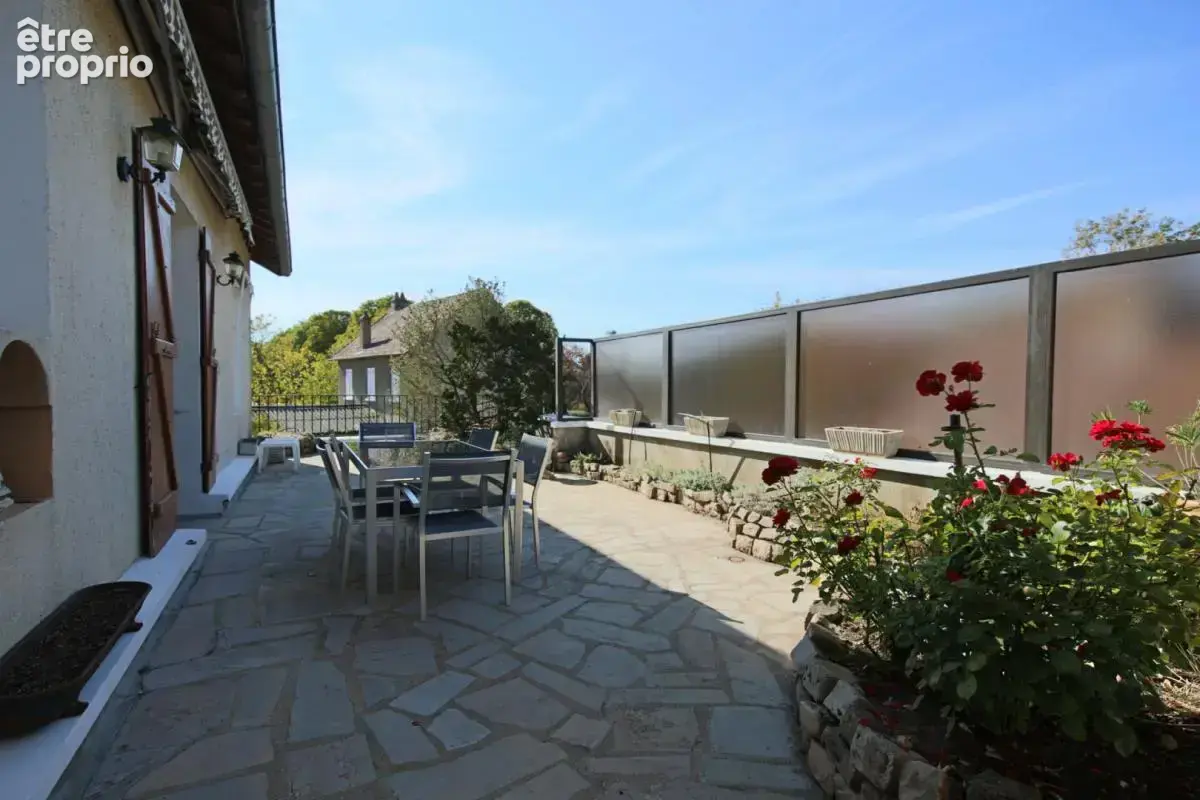 Maison de 168 m² en centre bourg - photo 10