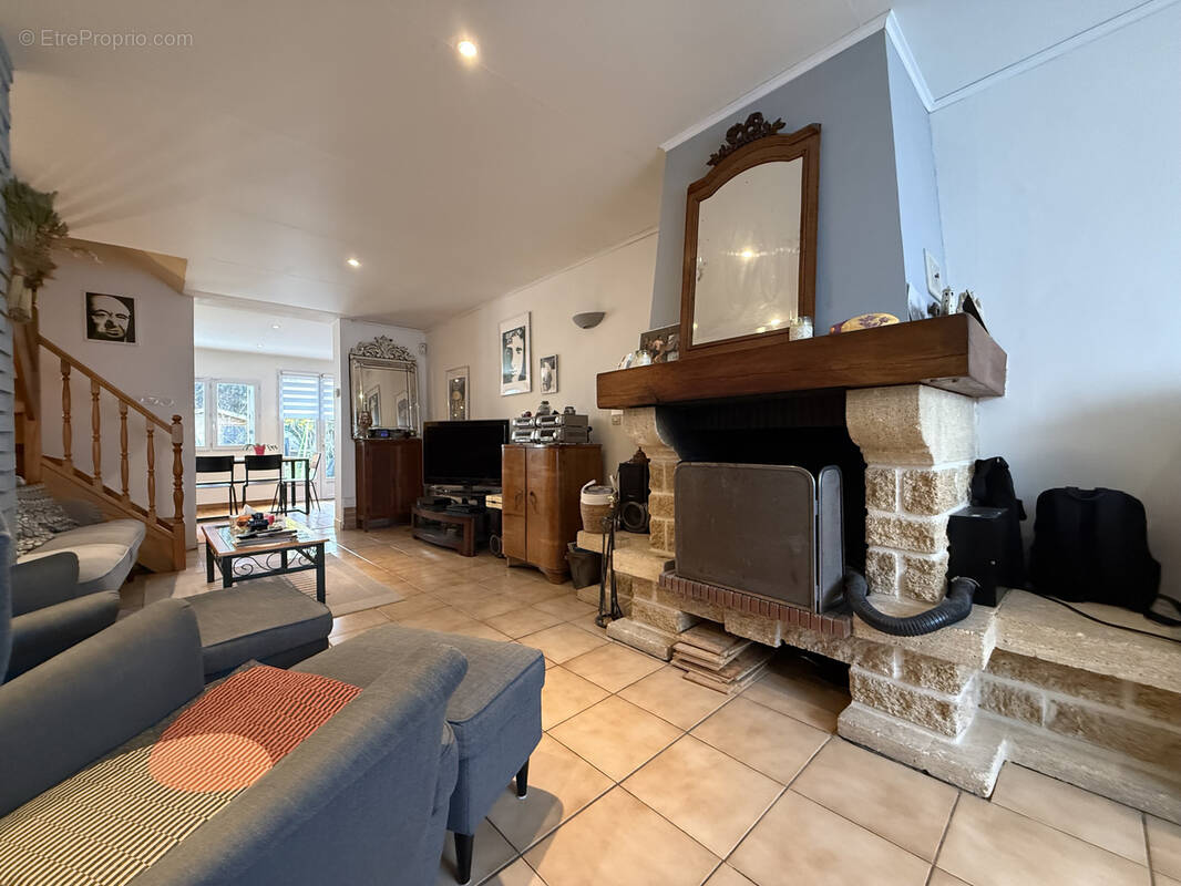 Maison à LE BLANC-MESNIL