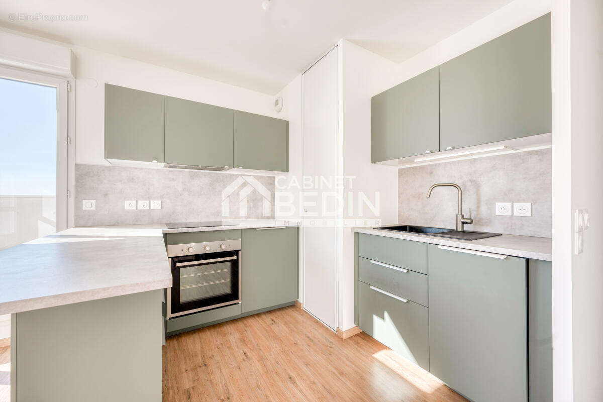 Appartement à VILLENAVE-D&#039;ORNON