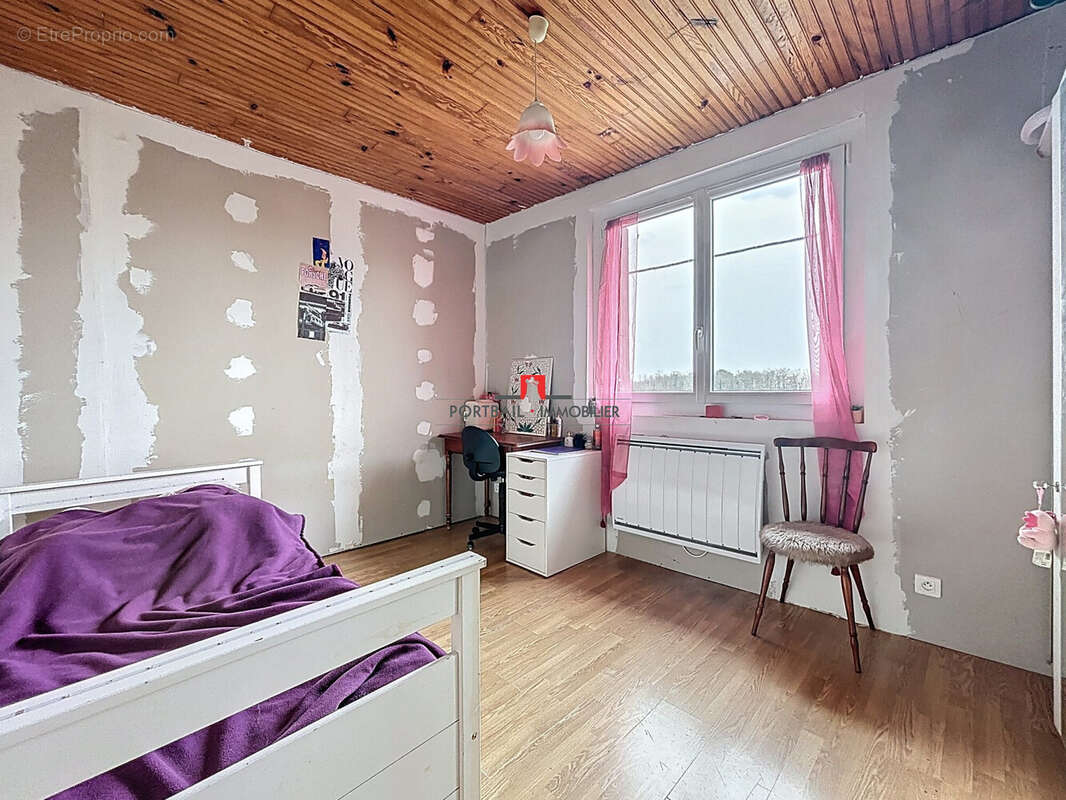 Maison 117 m² à Pleine-Selve  - photo 8