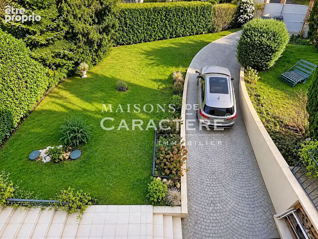 Maison 8 pièces 180 m² · à Vernouillet · 180 m² · 629 000 €
