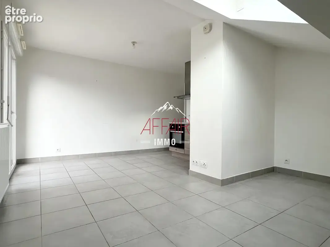 Appartement studio en dernier etage 33 m2 utiles - 74100 vetraz monthoux - photo 8