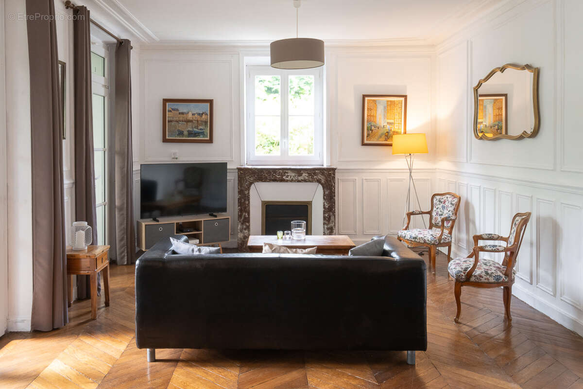 Maison à LAGNY-SUR-MARNE