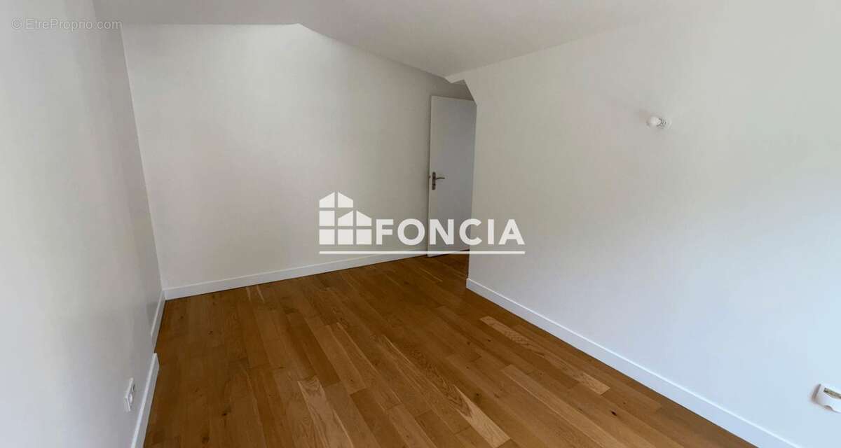 F4 vue seine - photo 5