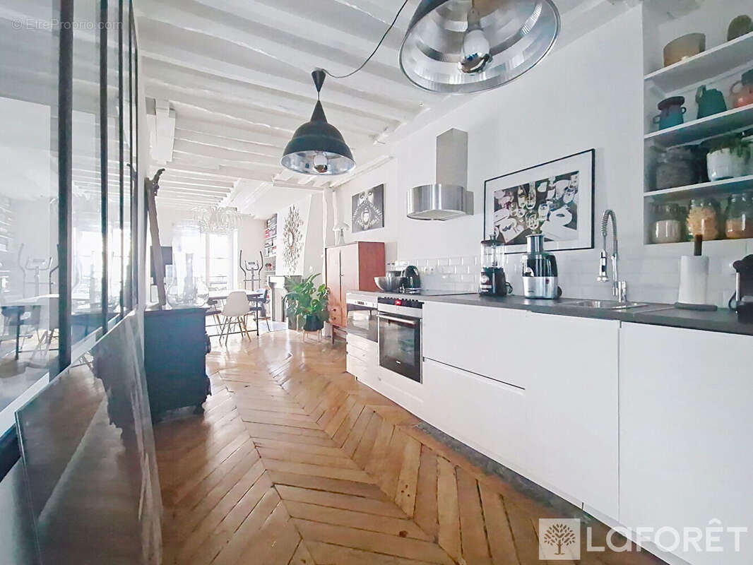 Appartement à PARIS-2E