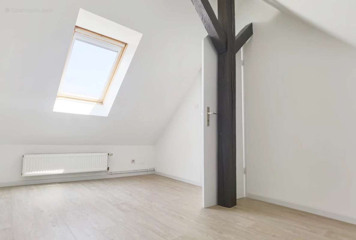 Appartement DUPLEX 82m² - Vue dégagée - photo 9