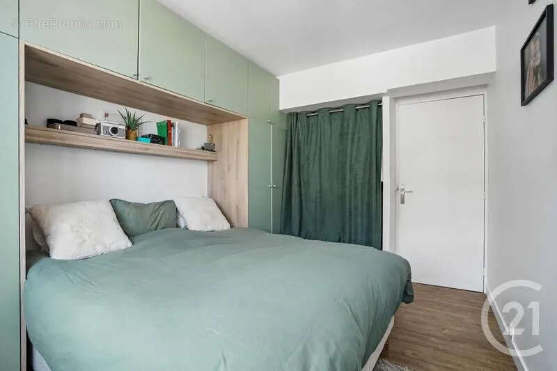 Appartement à LEVALLOIS-PERRET