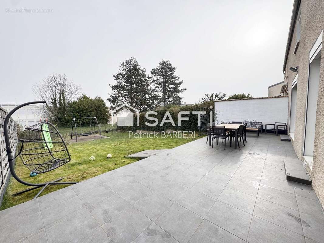 Photo 2 - Maison à MENUCOURT