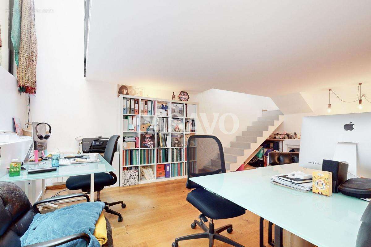 Appartement à PARIS-11E