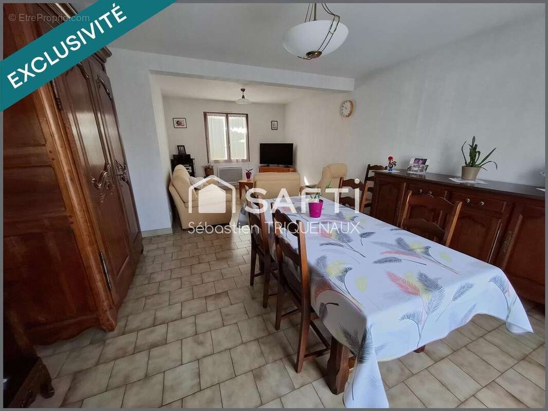 Photo 3 - Maison à MONTREUIL-JUIGNE