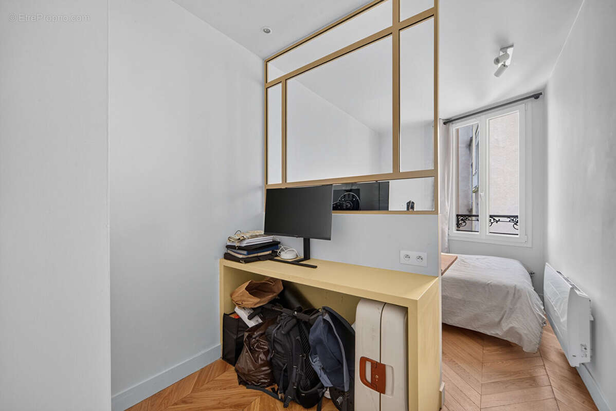 Appartement à PARIS-10E
