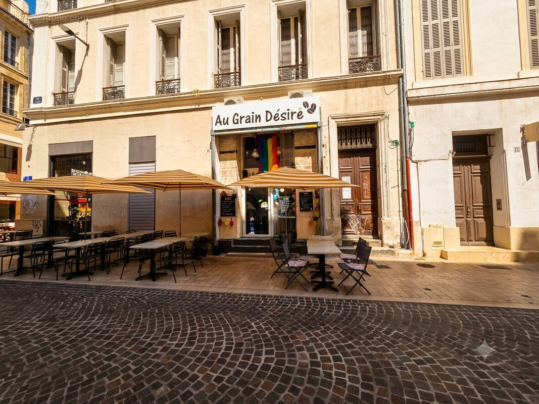 Commerce à MARSEILLE-1E