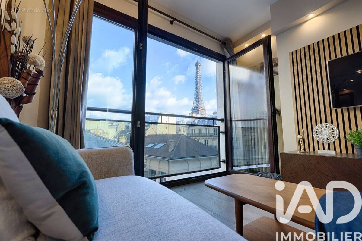 Photo 1 - Appartement à PARIS-16E