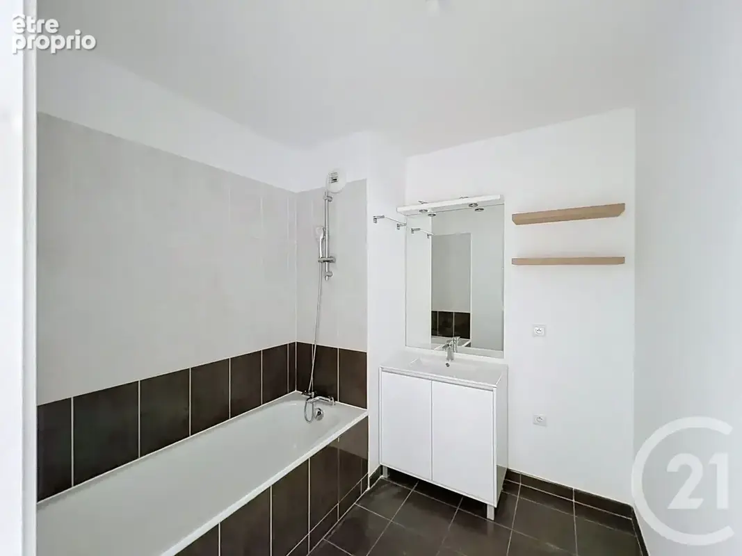 Appartement 57 m² à Savigny-Le-Temple  - photo 10