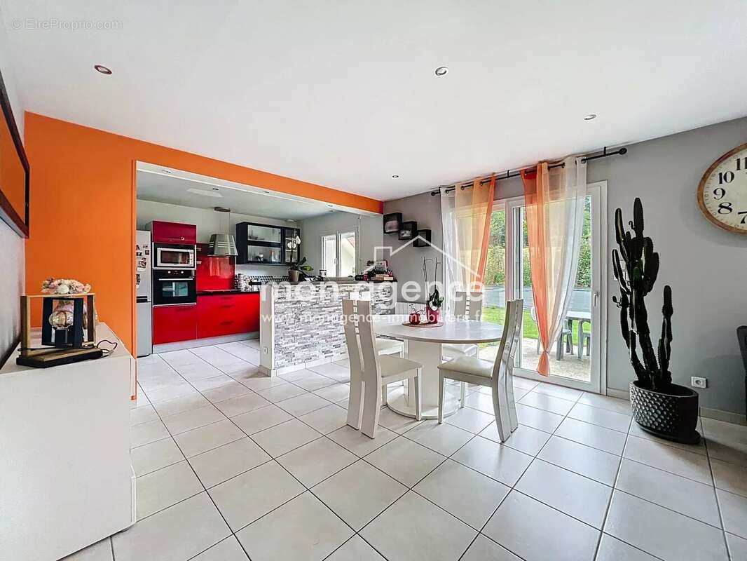 Maison à SAINT-VICTOR-L&#039;ABBAYE