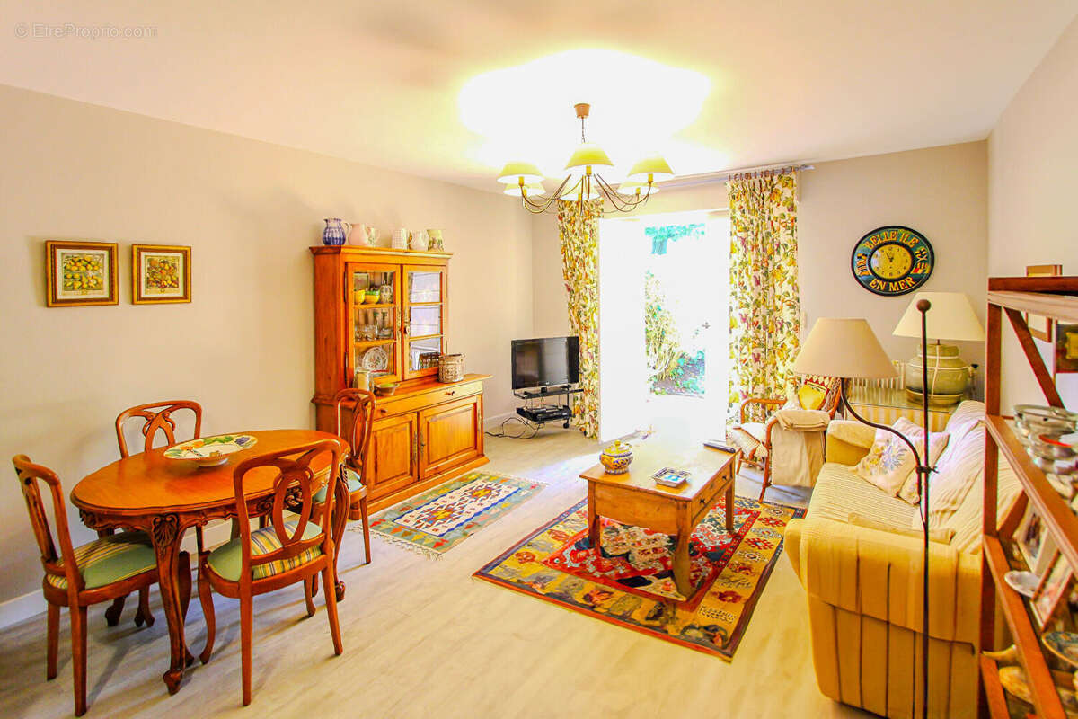 Biarritz centre - bel appartement proche mer et halles -terrasse - jardin - cave - photo 3