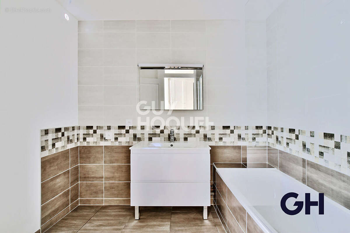 Appartement à LYON-6E
