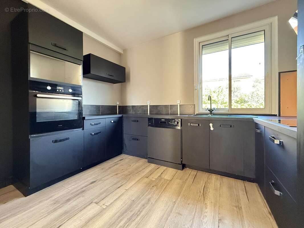 Maison à SAINT-ESTEVE