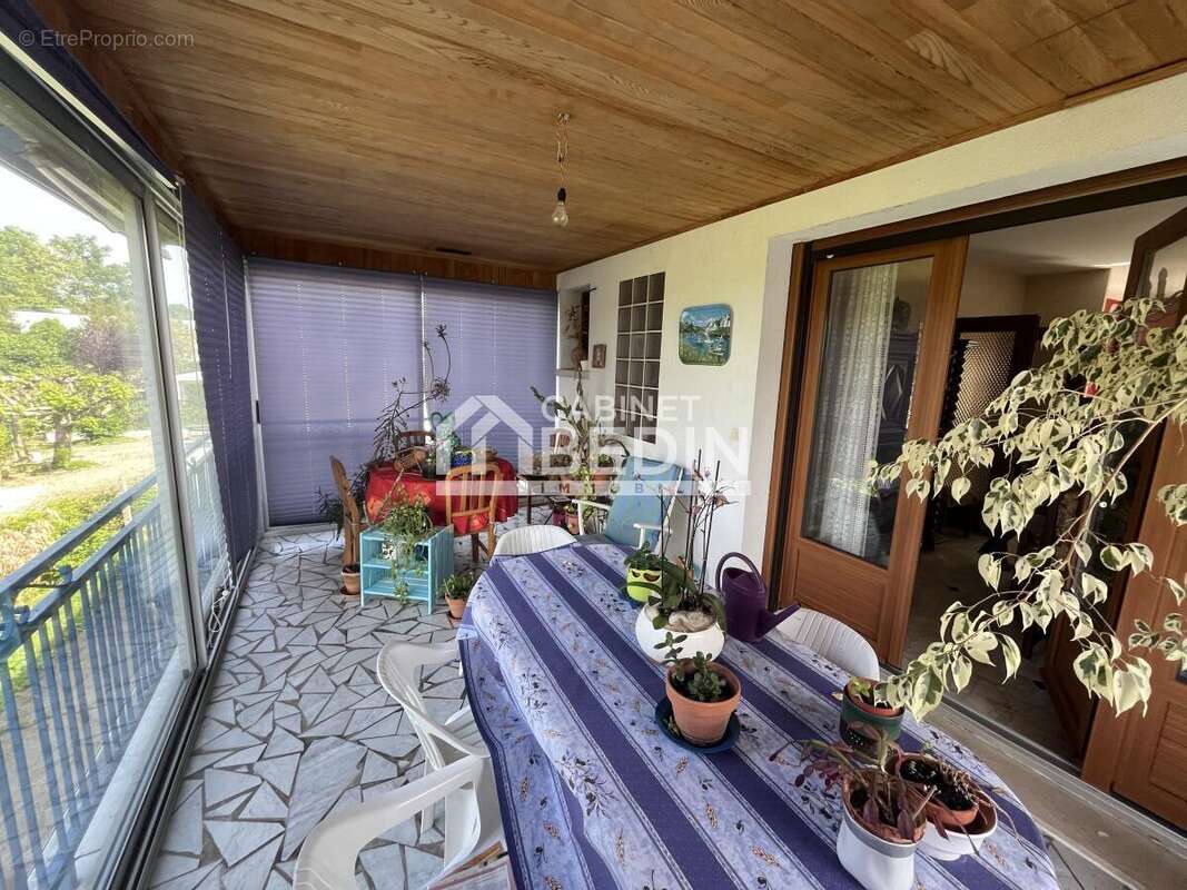 Maison à FARGUES-SAINT-HILAIRE