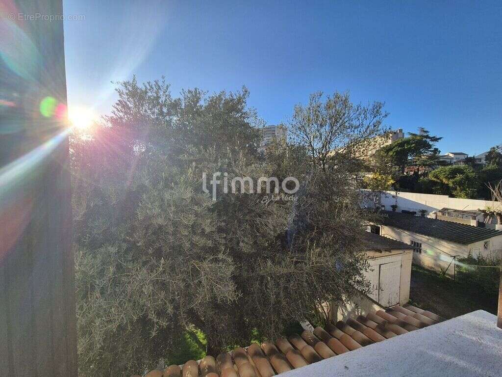 Appartement à MARSEILLE-11E