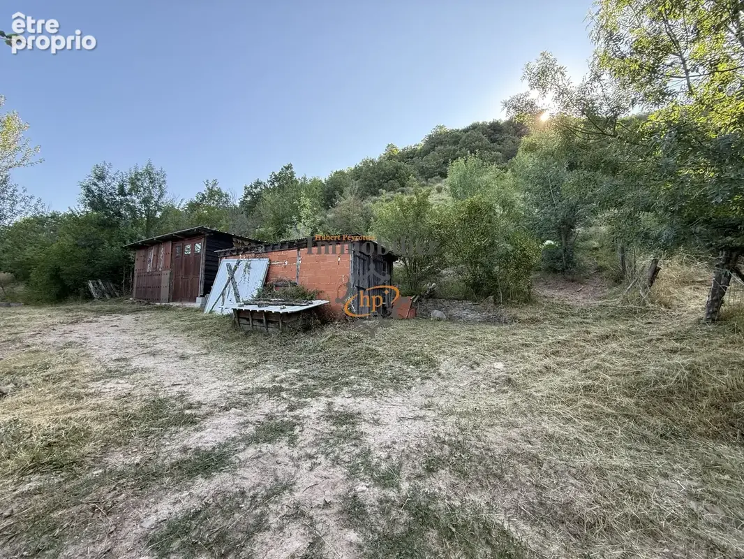 Vente remise avec  2,45 hectares de terrains Versols-et-Lapeyre - photo 8