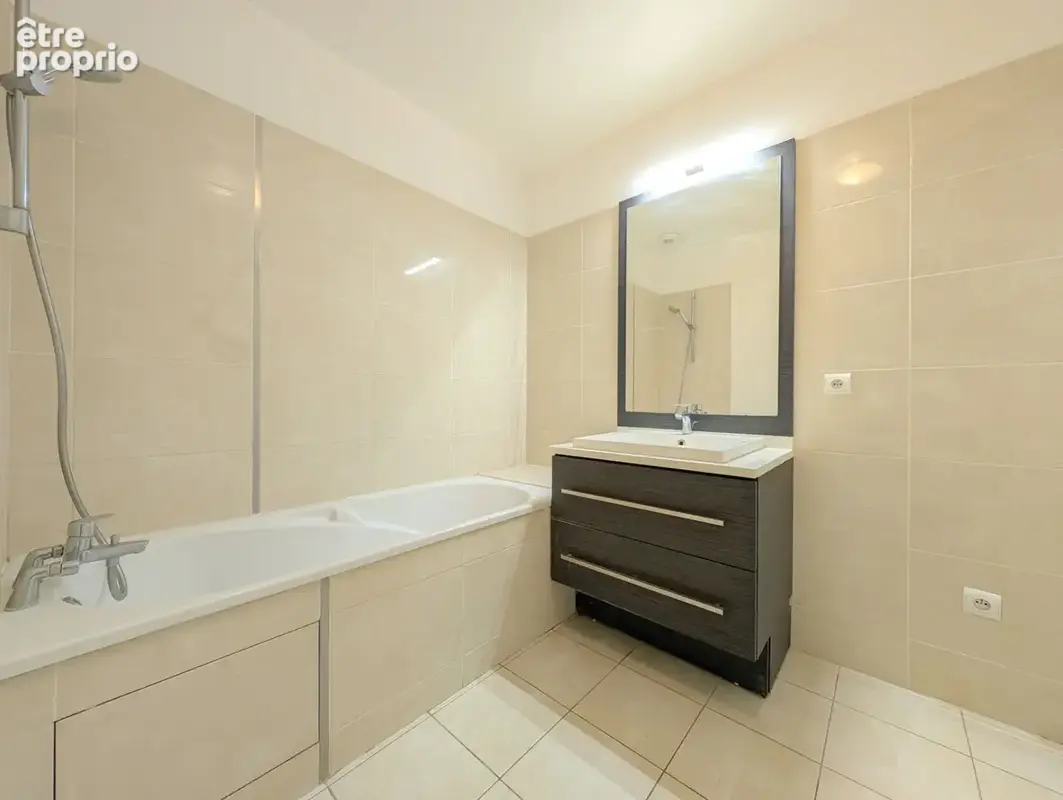 Appartement La Garenne Colombes 3 pièces 60.67 m2 - photo 6