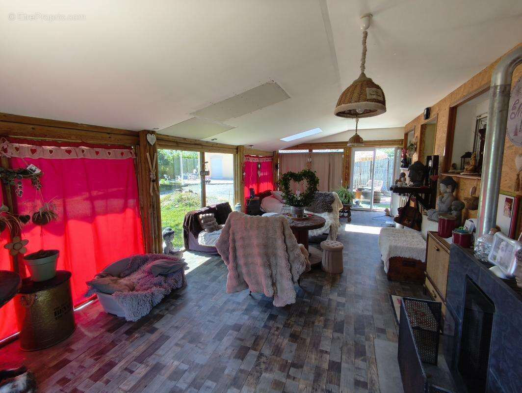 Maison à AILLEVILLERS-ET-LYAUMONT