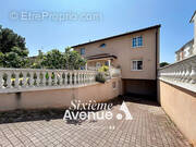 Maison à DECINES-CHARPIEU