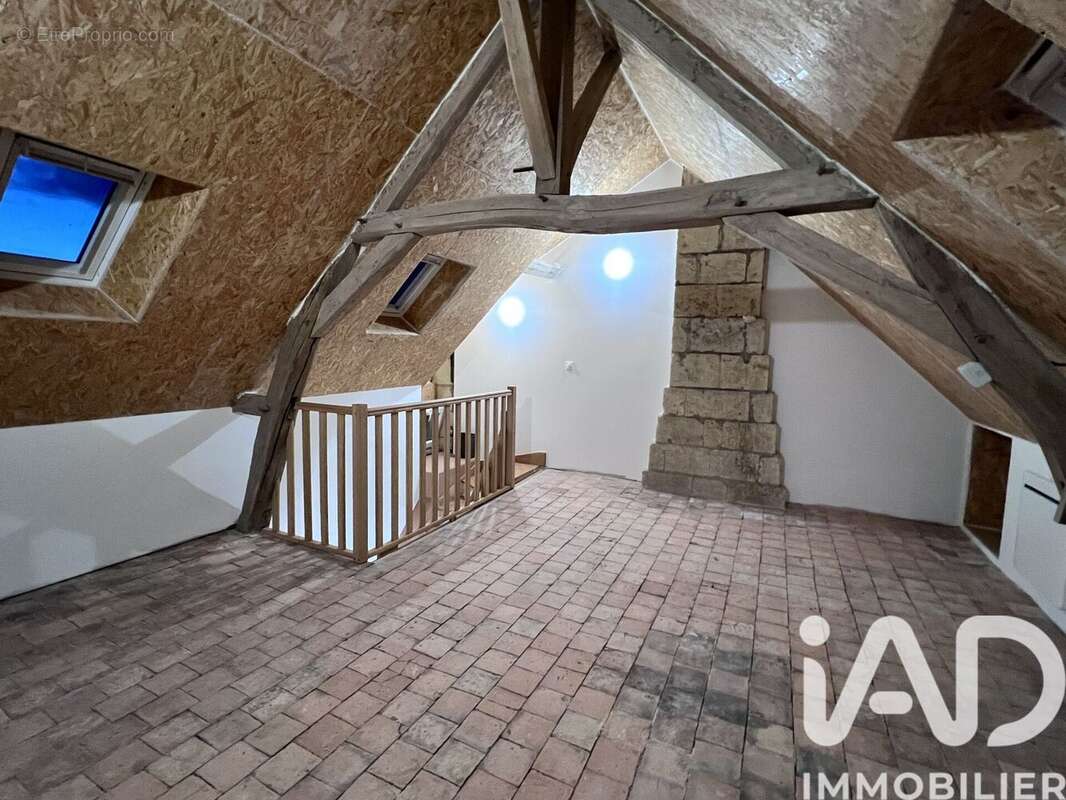 Photo 4 - Maison à LONGUE-JUMELLES