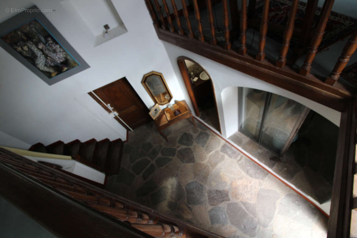 Maison à COLOMBIERES-SUR-ORB