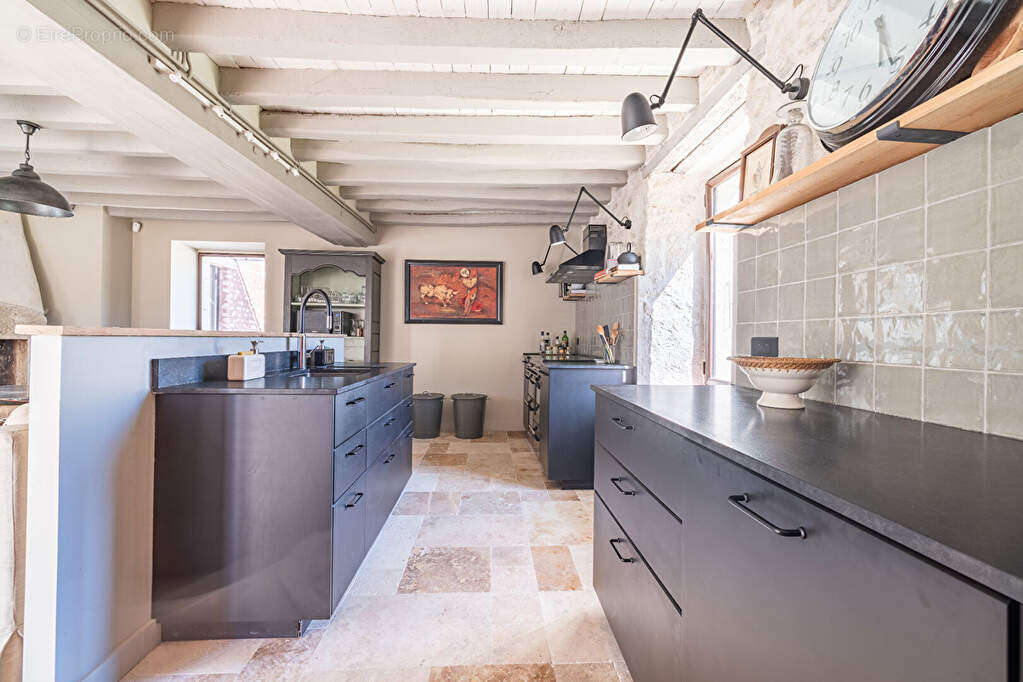 Maison à BAZOCHES-LES-HAUTES