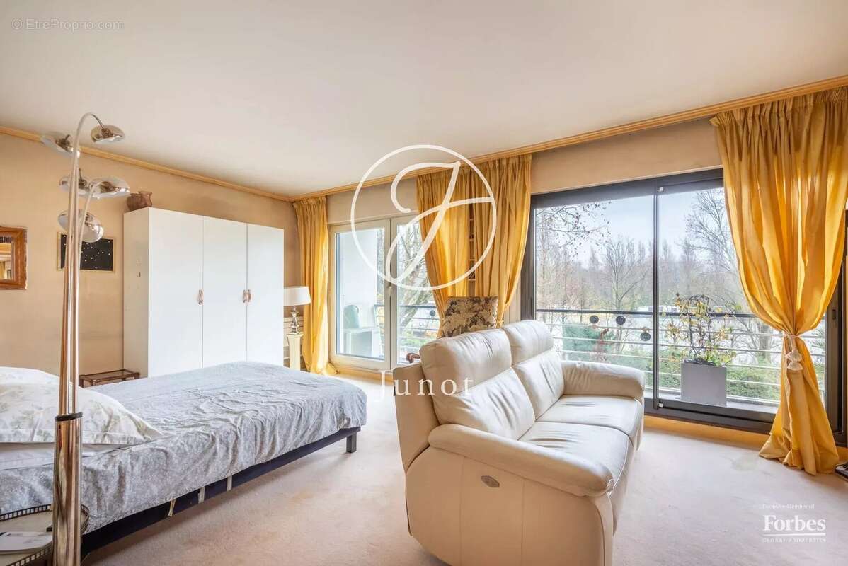 Appartement à SAINT-CLOUD