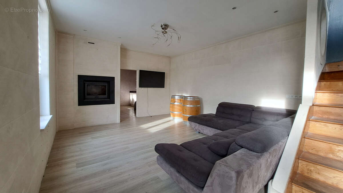 Appartement à SAINT-PARDOUX