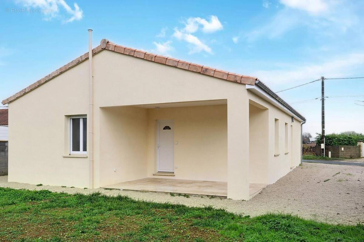 Photo 1 - Maison à SAINT-PIERRE-D&#039;EXIDEUIL