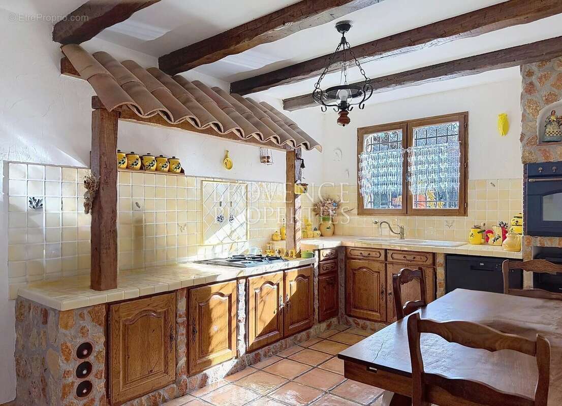 Maison à ROUGIERS