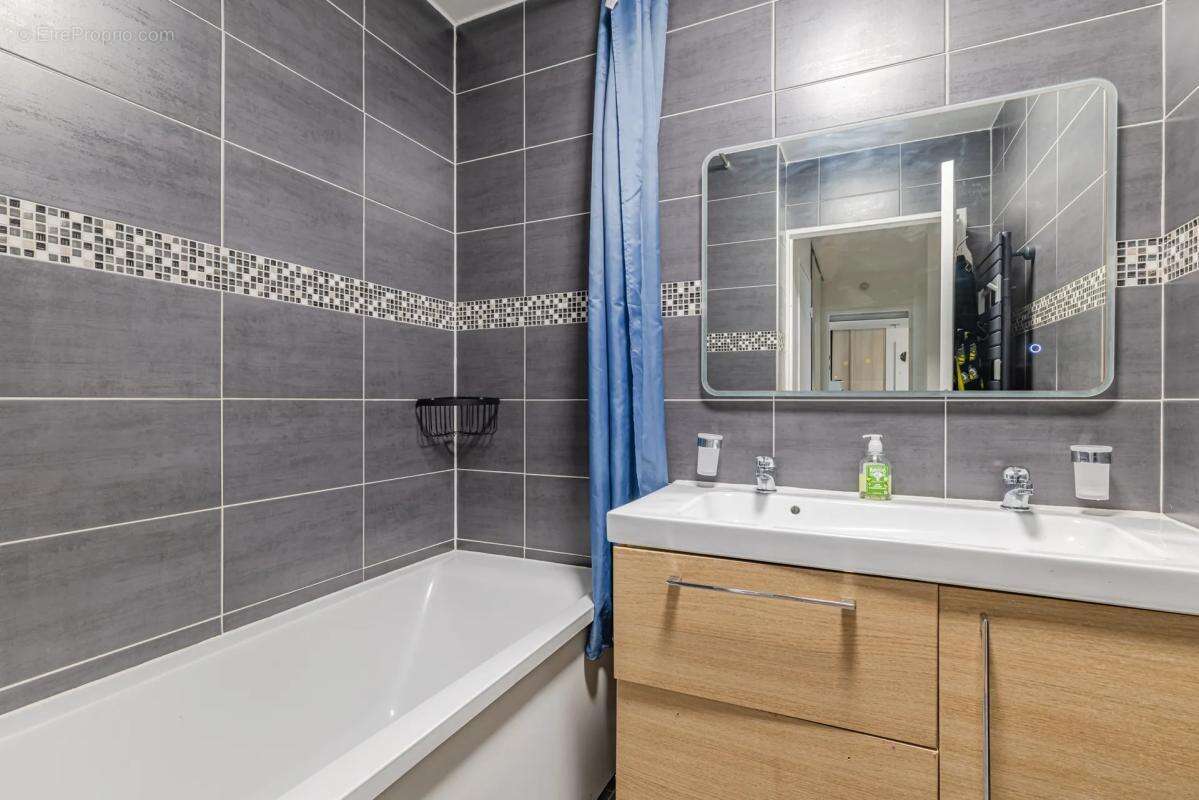 Appartement à BONNEUIL-SUR-MARNE