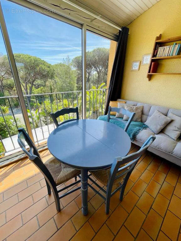 Appartement à COGOLIN
