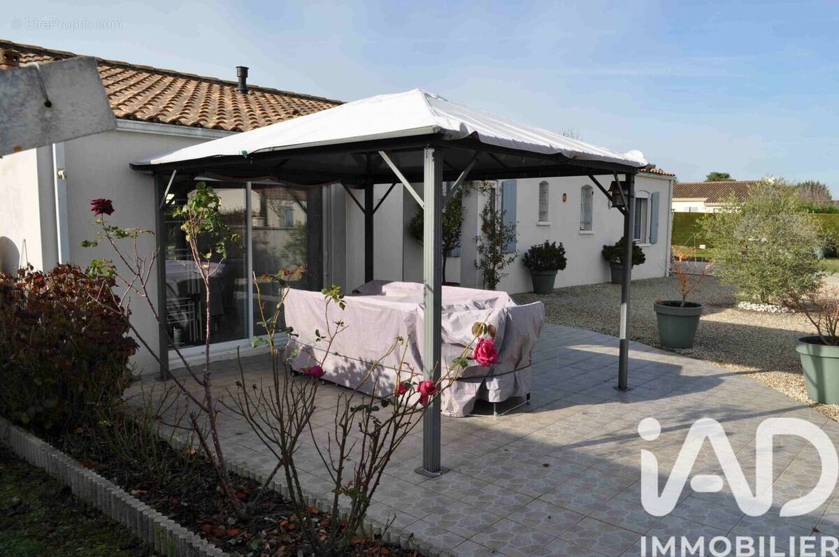 Photo 1 - Maison à PLASSAC