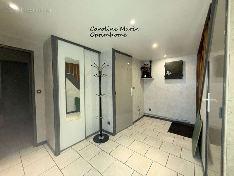 Maison à SAINT-OUEN-DE-THOUBERVILLE