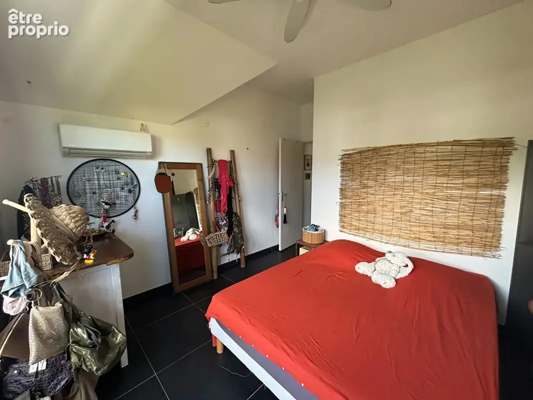 Emplacement Exceptionnel pour ce T3 de 74 m2 utiles à 100 mètres du lagon - photo 8