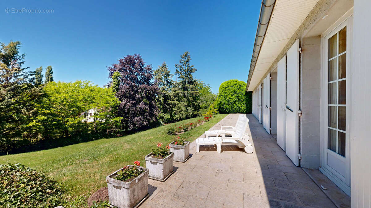 Maison à NEUVY