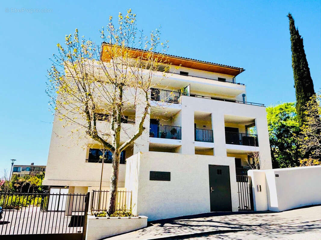 Appartement à AIX-EN-PROVENCE