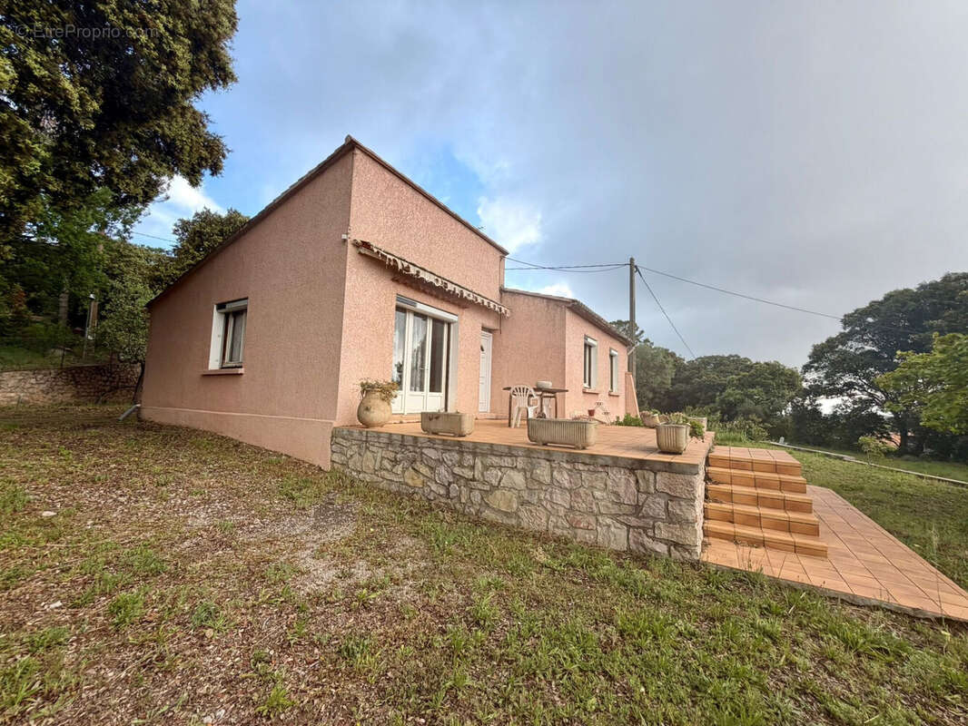 Maison à GONFARON