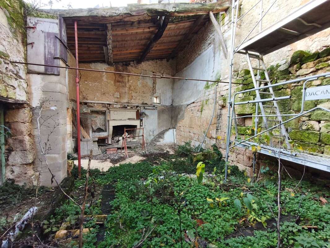 Maison 76 m² à Soyaux  - photo 495