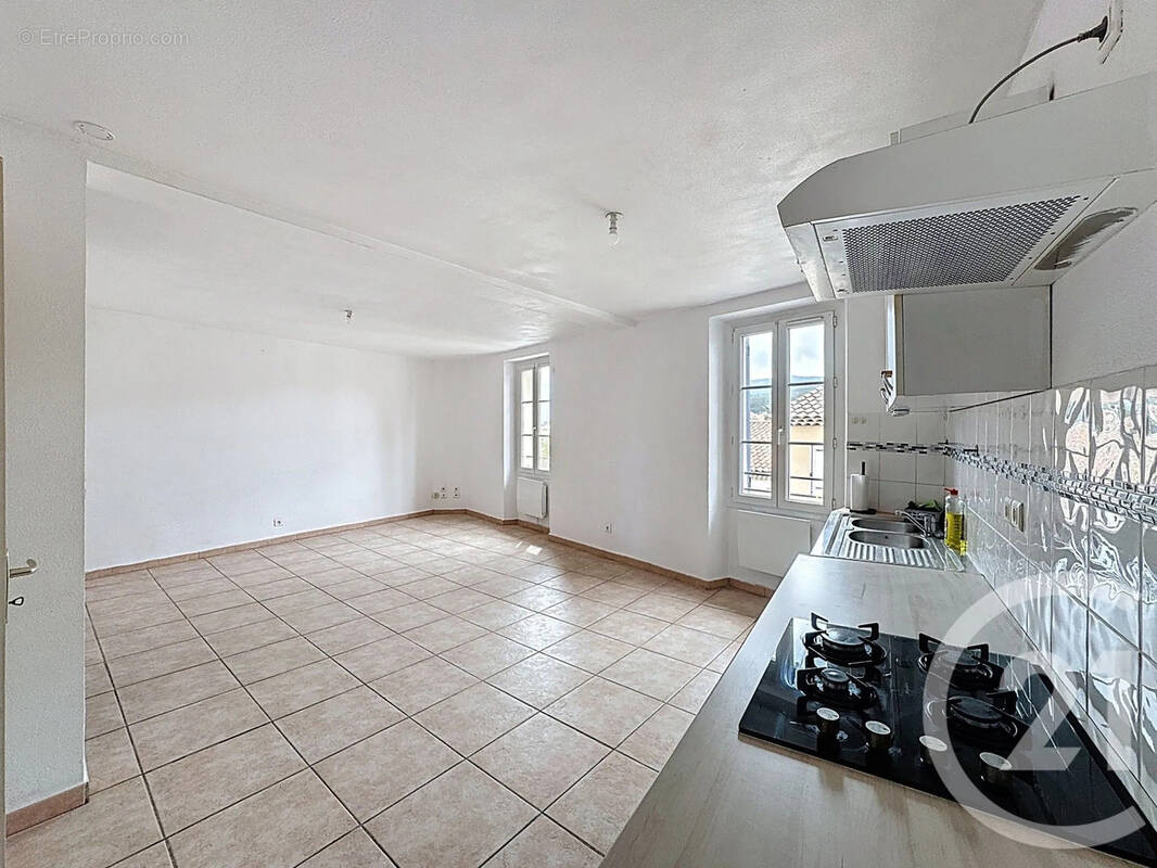 Appartement à TRETS
