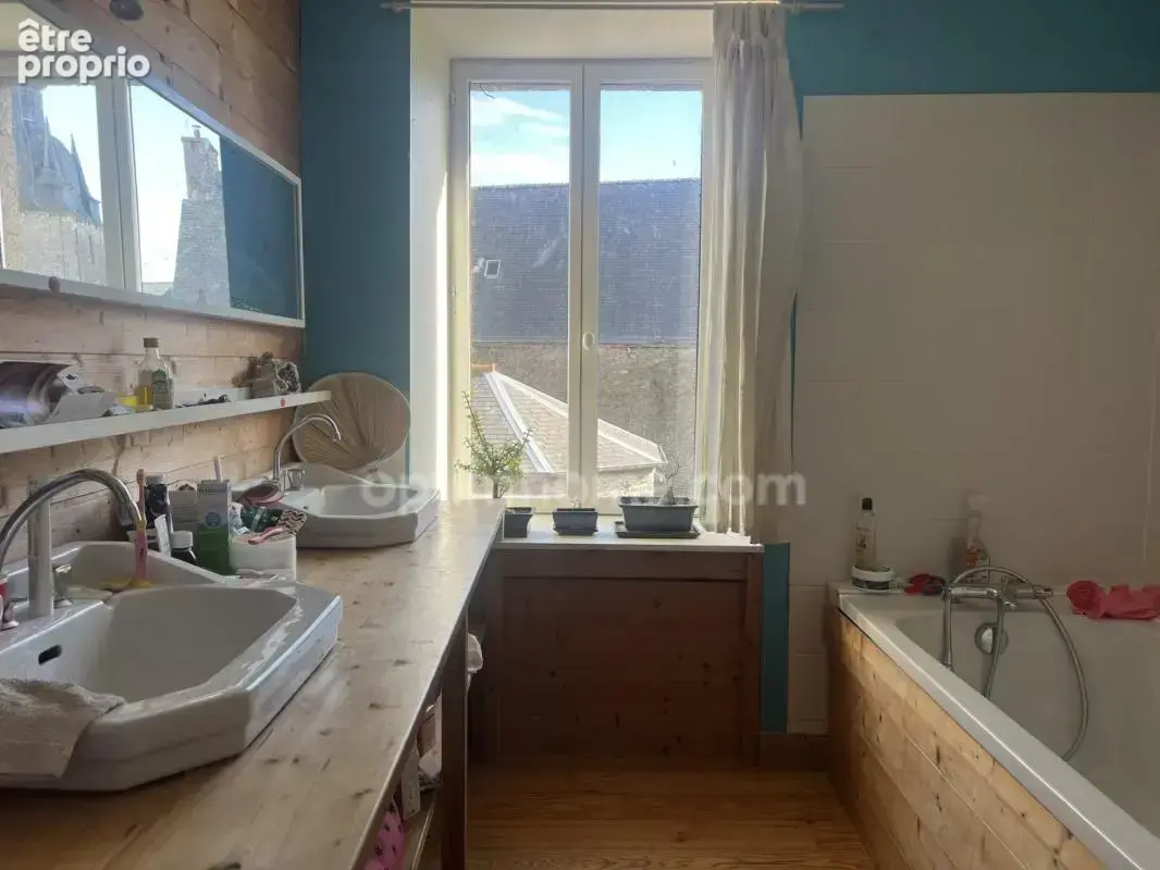 Maison en pierres 112 m² et dépendances - photo 11