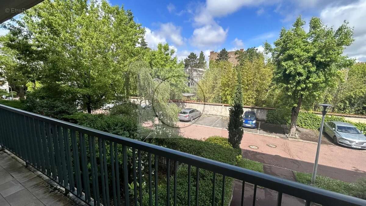 Appartement à NOGENT-SUR-MARNE