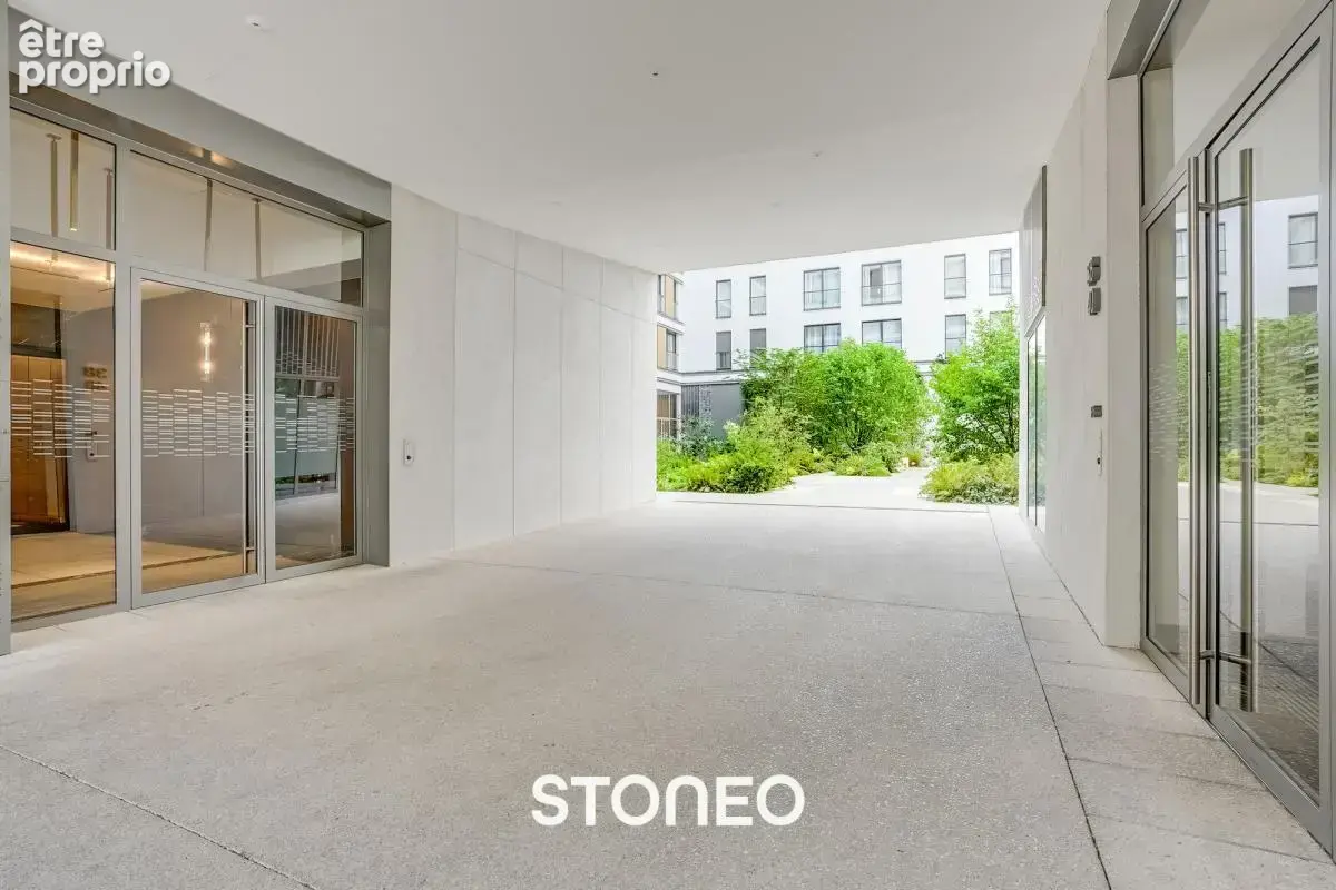 COEUR DE VILLE - appartement T3 - photo 6